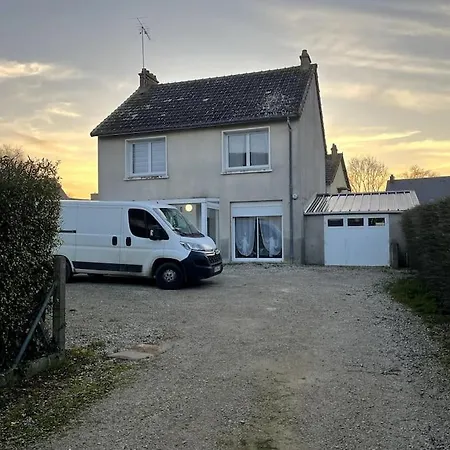 Gite Equipe 1 A 8 Personnes Modulable Lire Hote Montfarville Exterior photo