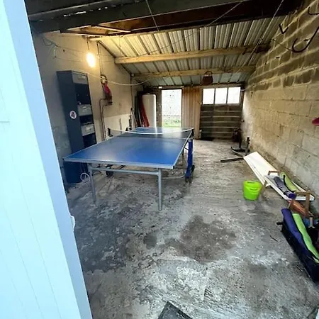 Gite Equipe 1 A 8 Personnes Modulable Lire Hote Montfarville Exterior photo